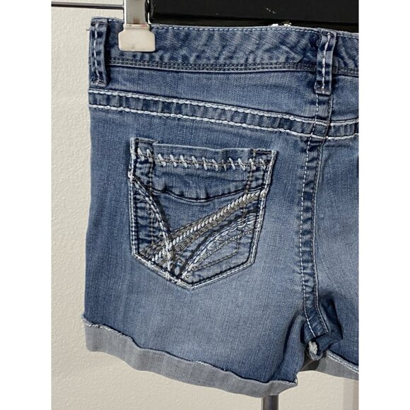 Maurices Shorts Womens 9/10 Denim 32X3 Blue Distressed Stretch Casual - Picture 8 of 12
